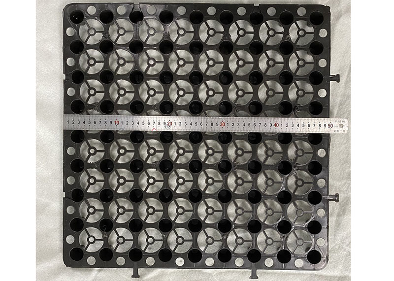 ��ɫ����ˮ��