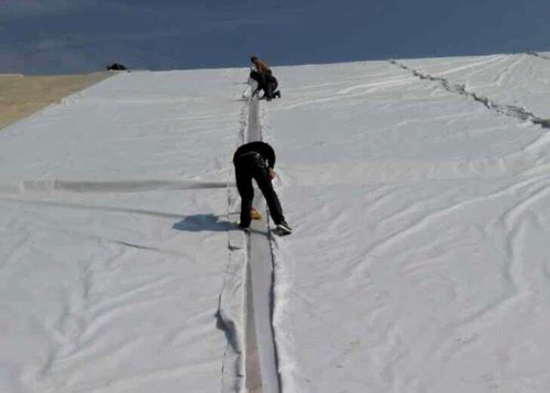 ���B������